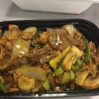 Best Q. Szechuan Garlic Beef in Southfield, MI